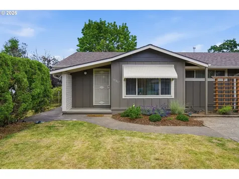 17867 NE Wasco Street Portland OR 97230