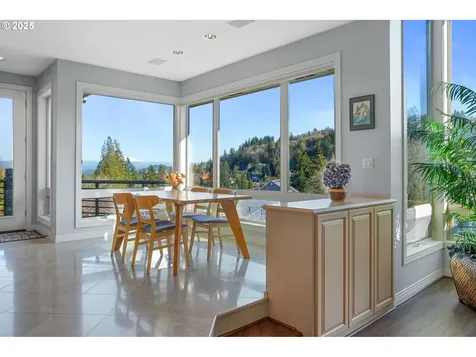 50 SE Avondale Court Gresham OR 97080