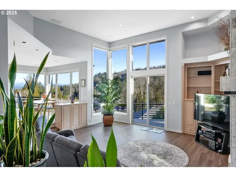 50 SE Avondale Court Gresham OR 97080