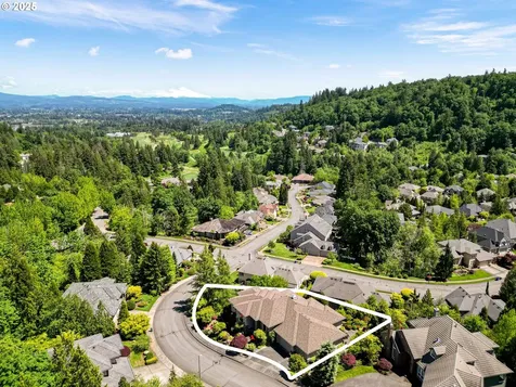 50 SE Avondale Court Gresham OR 97080