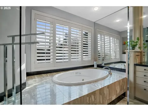 50 SE Avondale Court Gresham OR 97080