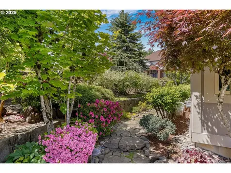 50 SE Avondale Court Gresham OR 97080