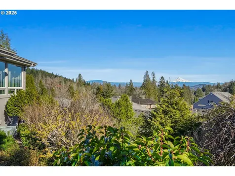 50 SE Avondale Court Gresham OR 97080
