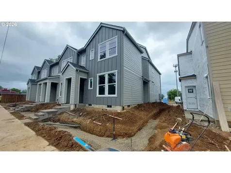 5887 SE Powell Valley Gresham OR 97080