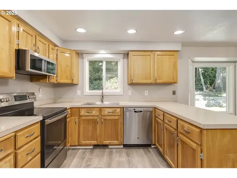 3945 Bambi Avenue NE Salem OR 97301