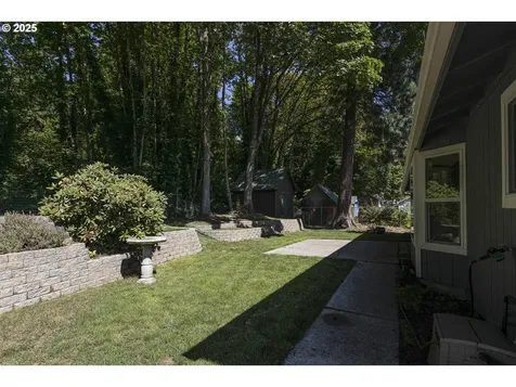 3945 Bambi Avenue NE Salem OR 97301