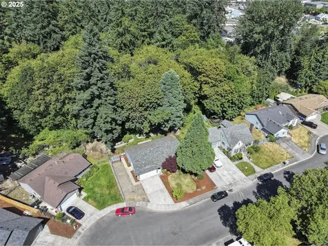 3945 Bambi Avenue NE Salem OR 97301
