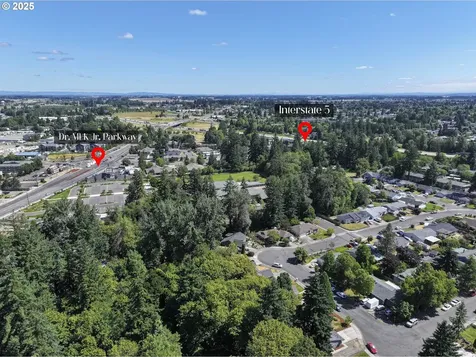 3945 Bambi Avenue NE Salem OR 97301