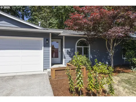 3945 Bambi Avenue NE Salem OR 97301