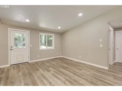 3945 Bambi Avenue NE Salem OR 97301
