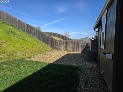 283 Umpqua View Drive Roseburg OR 97471