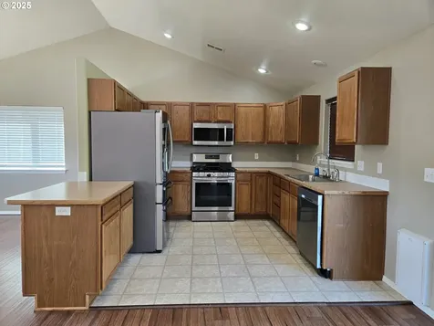 283 Umpqua View Drive Roseburg OR 97471