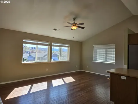 283 Umpqua View Drive Roseburg OR 97471