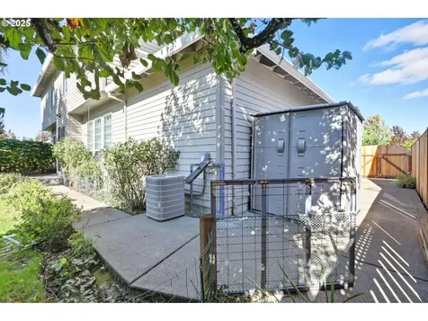 1219 SE Marla Place Hillsboro OR 97123