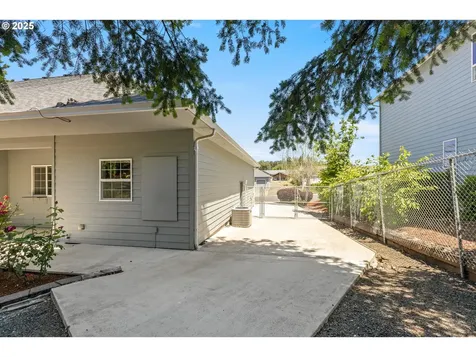 175 Palomino Avenue Roseburg OR 97471