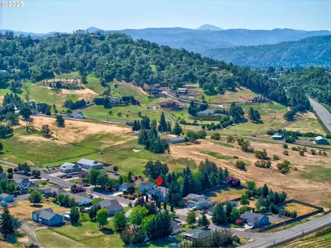 175 Palomino Avenue Roseburg OR 97471
