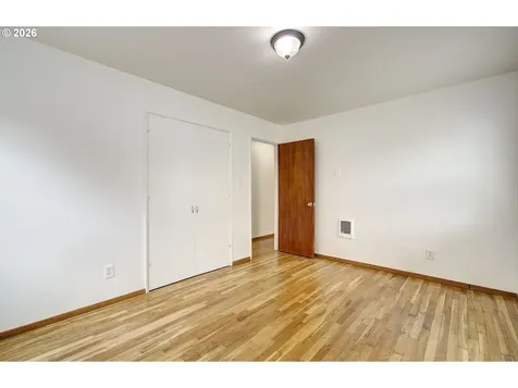 9234 SE Salmon Street Portland OR 97216