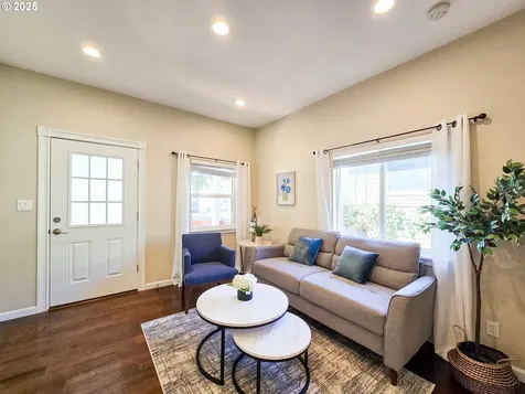 3422 SE 53rd Avenue Portland OR 97206