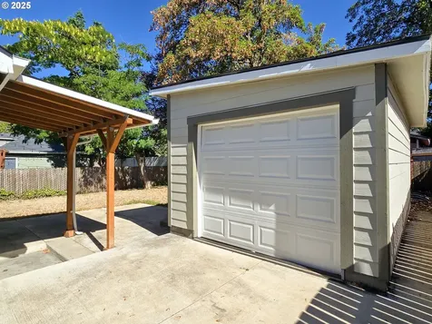 3422 SE 53rd Avenue Portland OR 97206