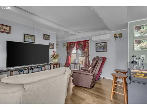 13531 Clairmont Way Oregon City OR 97045