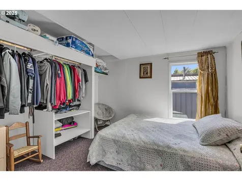 13531 Clairmont Way Oregon City OR 97045
