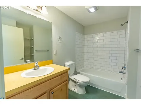 3630 SE 33rd Avenue Portland OR 97202