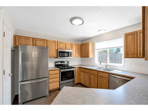 1455 NE Jessica Loop Hillsboro OR 97124