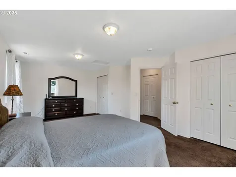 1455 NE Jessica Loop Hillsboro OR 97124