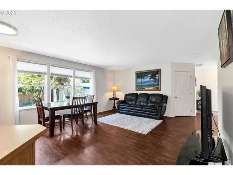 1455 NE Jessica Loop Hillsboro OR 97124