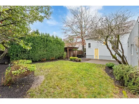 2624 SE Kelly Street Portland OR 97202
