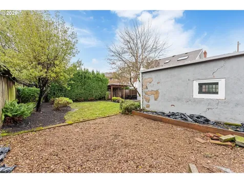 2624 SE Kelly Street Portland OR 97202