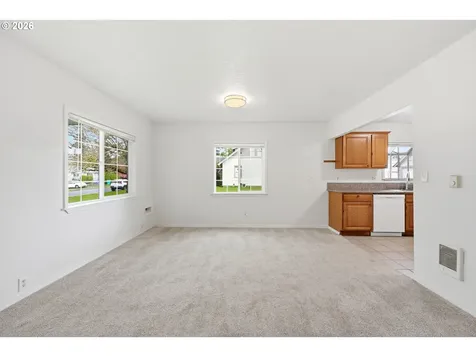 3206 SE 87th Avenue Portland OR 97266