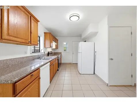 3206 SE 87th Avenue Portland OR 97266