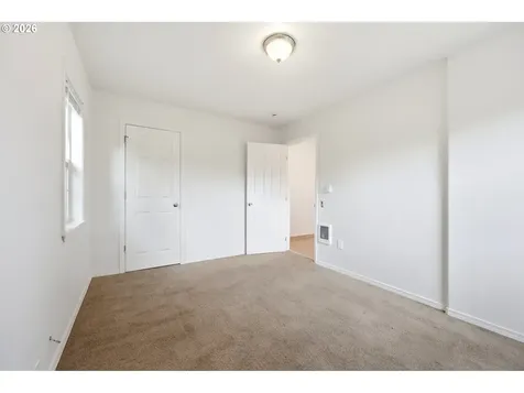 3206 SE 87th Avenue Portland OR 97266