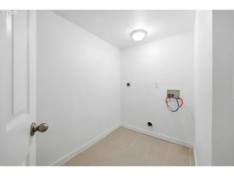 3206 SE 87th Avenue Portland OR 97266