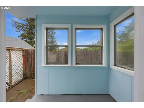 3206 SE 87th Avenue Portland OR 97266