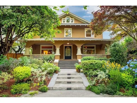 1621 NE Knott Street Portland OR 97212
