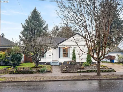2016 NE Dekum Street Portland OR 97211