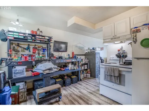 1060 Pacific Avenue Coos Bay OR 97420