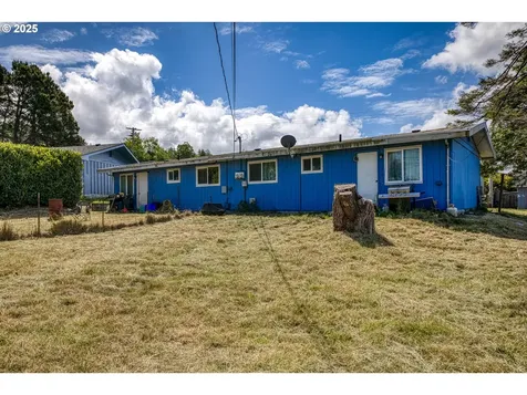 1060 Pacific Avenue Coos Bay OR 97420