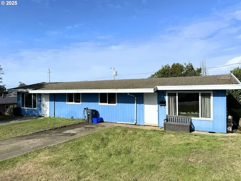 1060 Pacific Avenue Coos Bay OR 97420