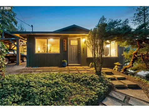 4222 SW Hume Street Portland OR 97219