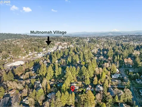 4222 SW Hume Street Portland OR 97219