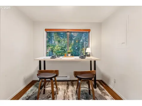 4222 SW Hume Street Portland OR 97219