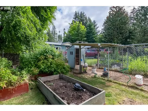 123 N Santiam Highway Gates OR 97346