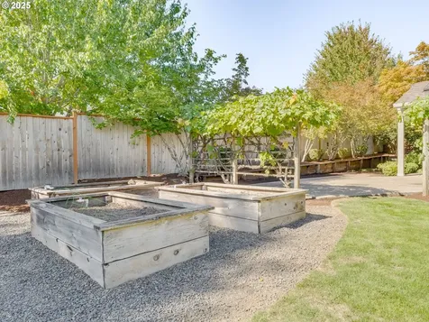 2362 NW Wintergreen Court Mcminnville OR 97128