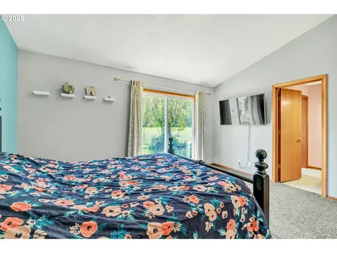 39225 SW Oak Lane Willamina OR 97396
