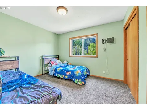 39225 SW Oak Lane Willamina OR 97396