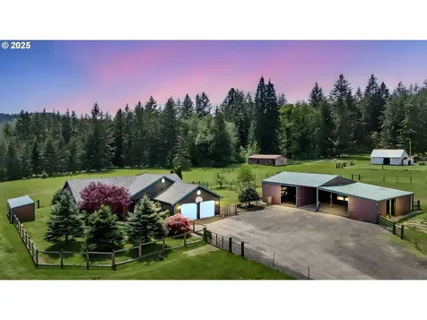 39225 SW Oak Lane Willamina OR 97396
