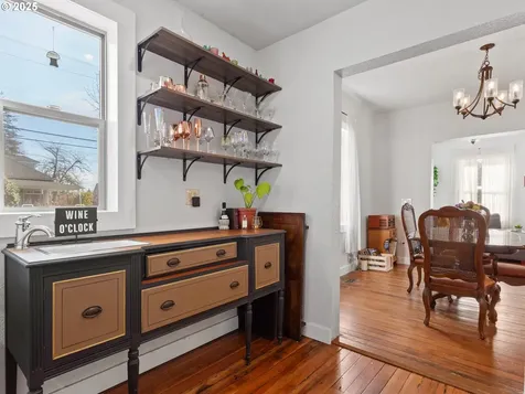 473 NE Jackson Street Hillsboro OR 97124